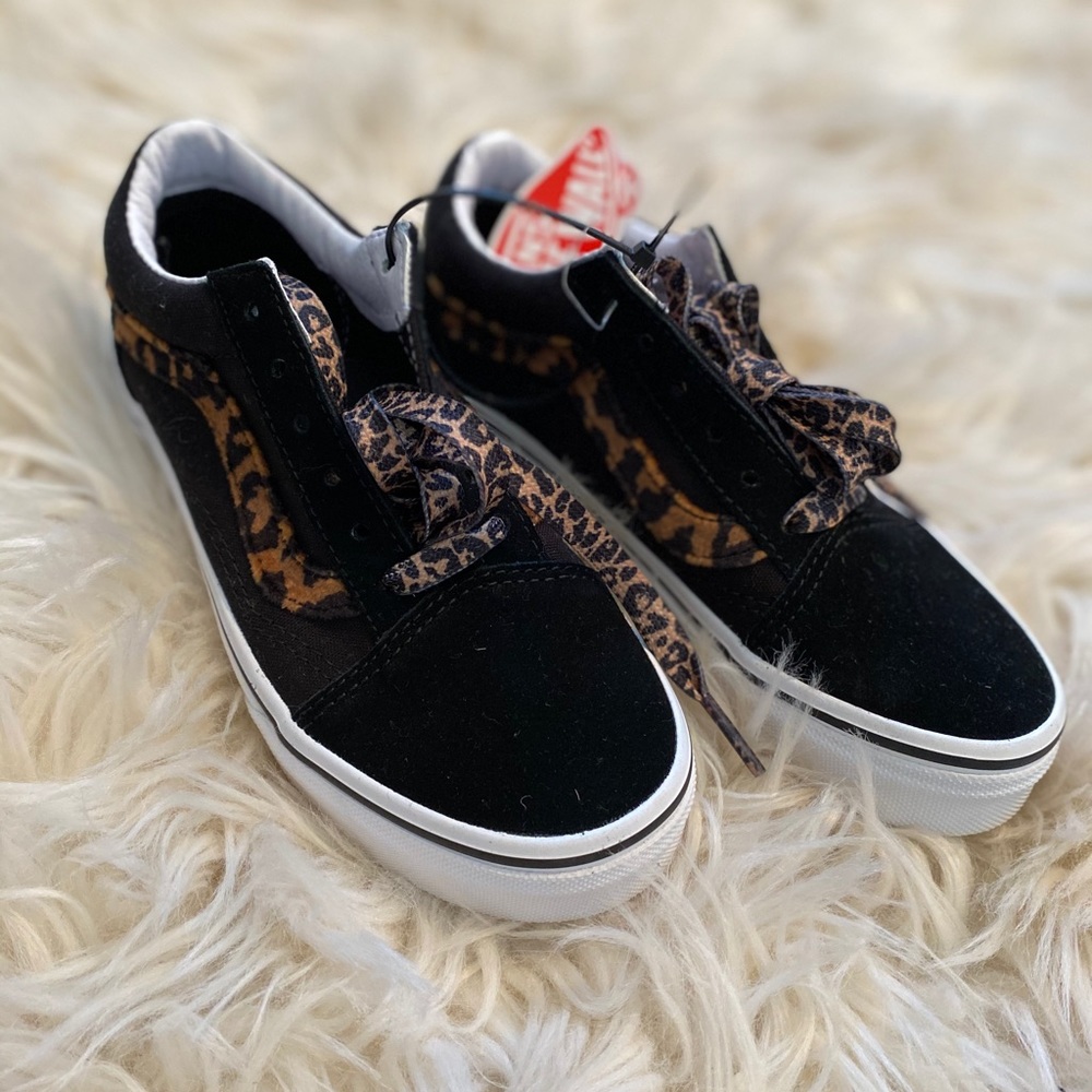 Girls *brand new* cheetah faux fur Vans - size 1